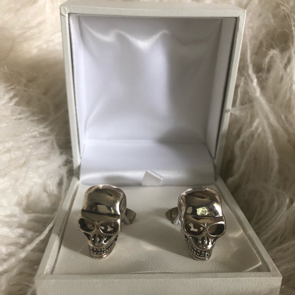 Sterling Silver Thomas Sabo skull cuff links